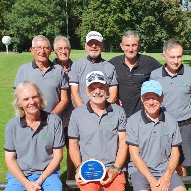 ⛳️🏌🏆Notre équipe séniors accède à la 3ème division nationale après sa victoire contre Épinal. 🎉 Félicitations à tous 👏. Plus d'infos sur le site asgcvi.com #as_golfclubduvaldelindre #asgcvi #villedieusurindre #chateaurouxmetropole #indre